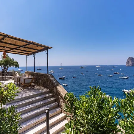 Neranite Bay Views Pool & Jacuzzi Nerano