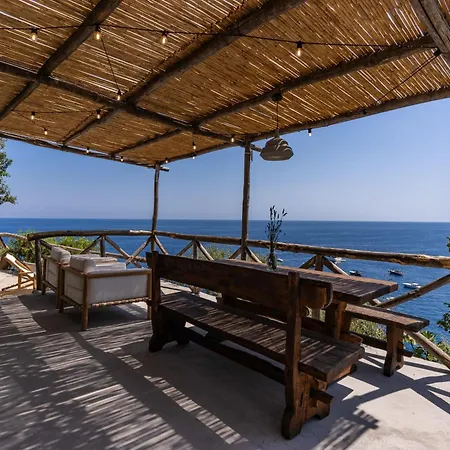 Neranite Bay Views Pool & Jacuzzi Nerano